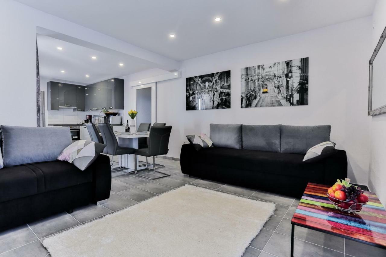 Villa Scandalli 세비드 외부 사진